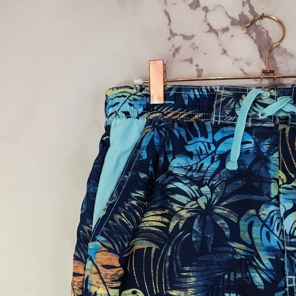 Tommy Bahama Swim Trunks Boys Large Mesh Board Shorts Tropical Leaf Hidden Shore